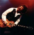 /album/galeria-de-fotos-gary-moore/gmbbmlive952-jpg/